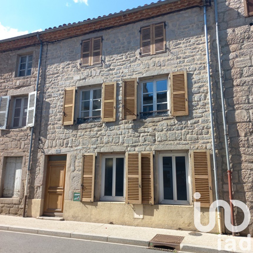 Town house 7 rooms of 120 m² in Montbrison (42600)