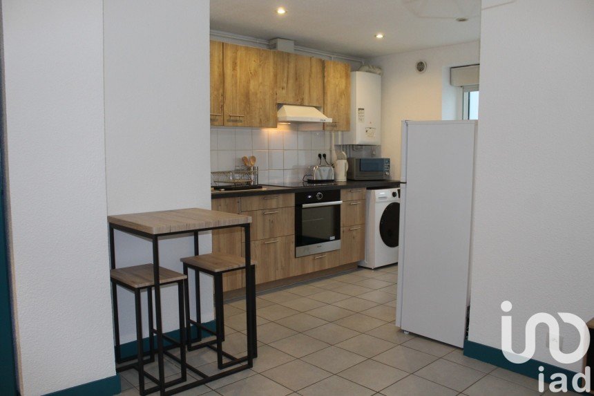 Apartment 3 rooms of 49 m² in Grenoble (38000)