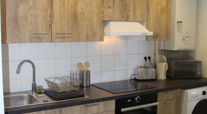 Apartment 3 rooms of 49 m² in Grenoble (38000)