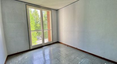 Appartement 4 pièces de 68 m² à Salon-de-Provence (13300)