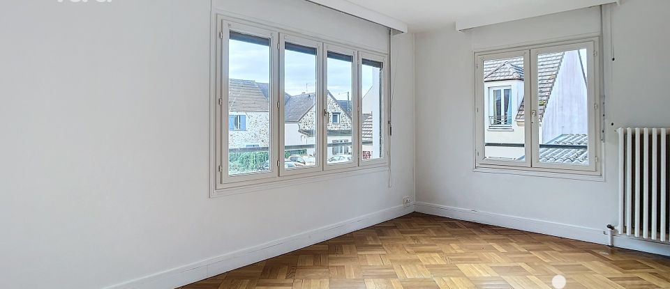 Town house 4 rooms of 80 m² in Faremoutiers (77515)