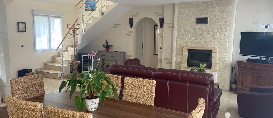 House 5 rooms of 115 m² in Vert-en-Drouais (28500)