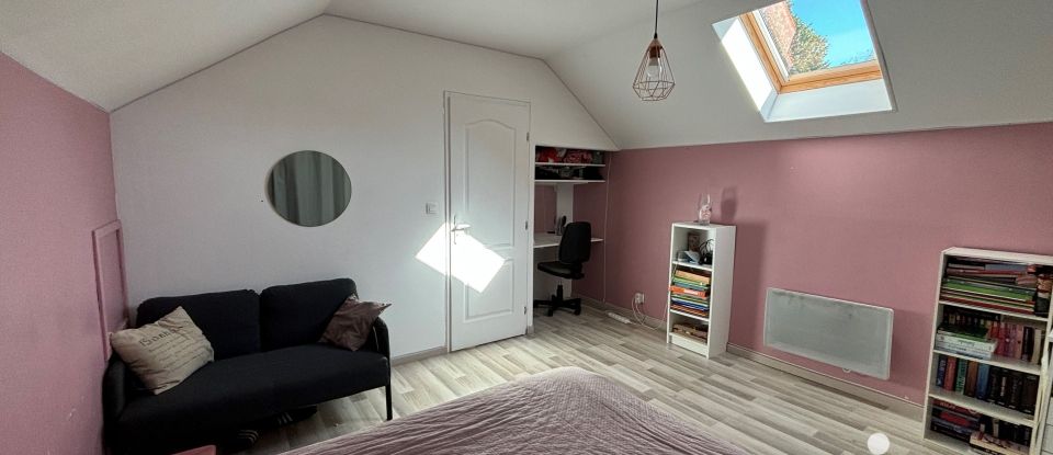 Maison 9 pièces de 150 m² à Saint-André-le-Gaz (38490)