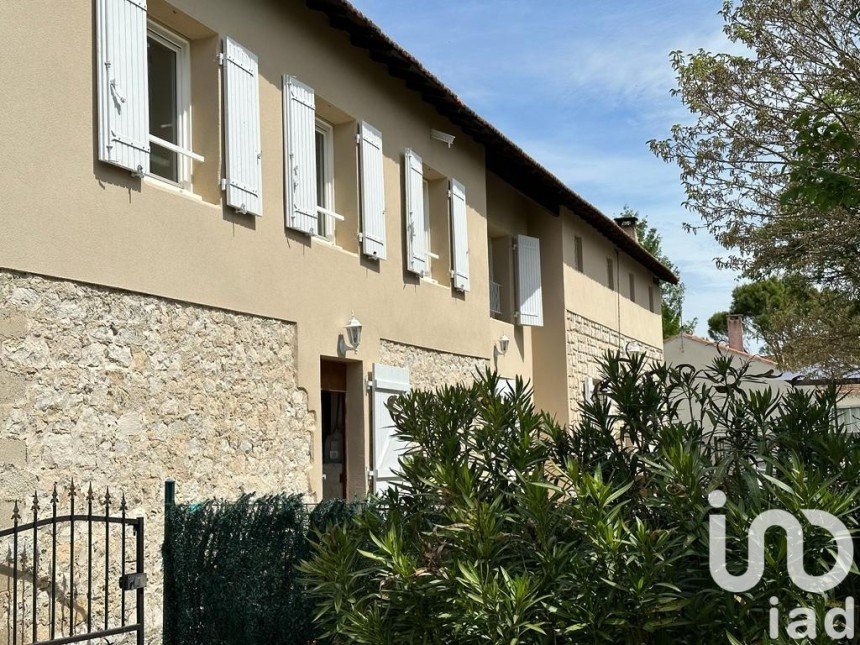 Maison 3 pièces de 112 m² à L'Isle-sur-la-Sorgue (84800)