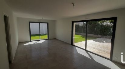 Maison 6 pièces de 127 m² à Aiffres (79230)