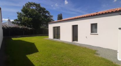 Maison 6 pièces de 127 m² à Aiffres (79230)