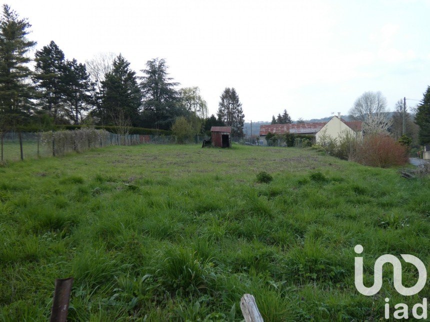 Terrain de 831 m² à Ambleville (95710)