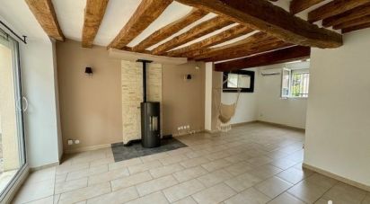 House 7 rooms of 145 m² in Breuillet (91650)