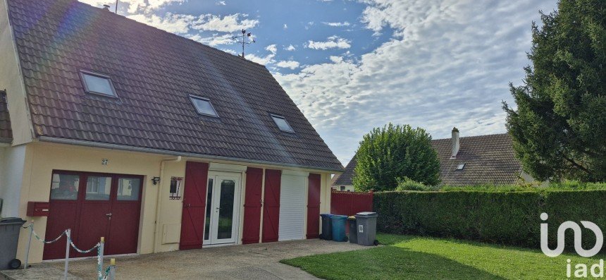 House 6 rooms of 110 m² in Chaumont-en-Vexin (60240)