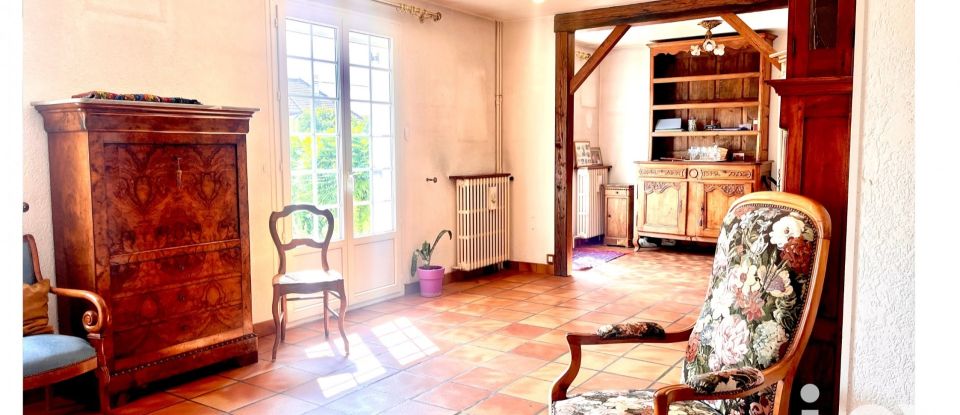 Traditional house 6 rooms of 129 m² in Cannes-Écluse (77130)