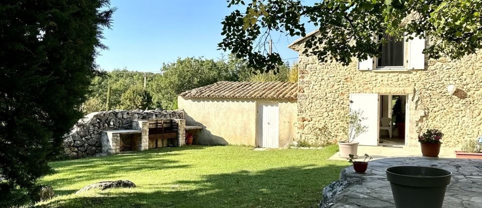 Mas 7 rooms of 275 m² in Simiane-la-Rotonde (04150)