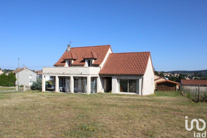 Maison 5 pièces de 84 m² à Langogne (48300)