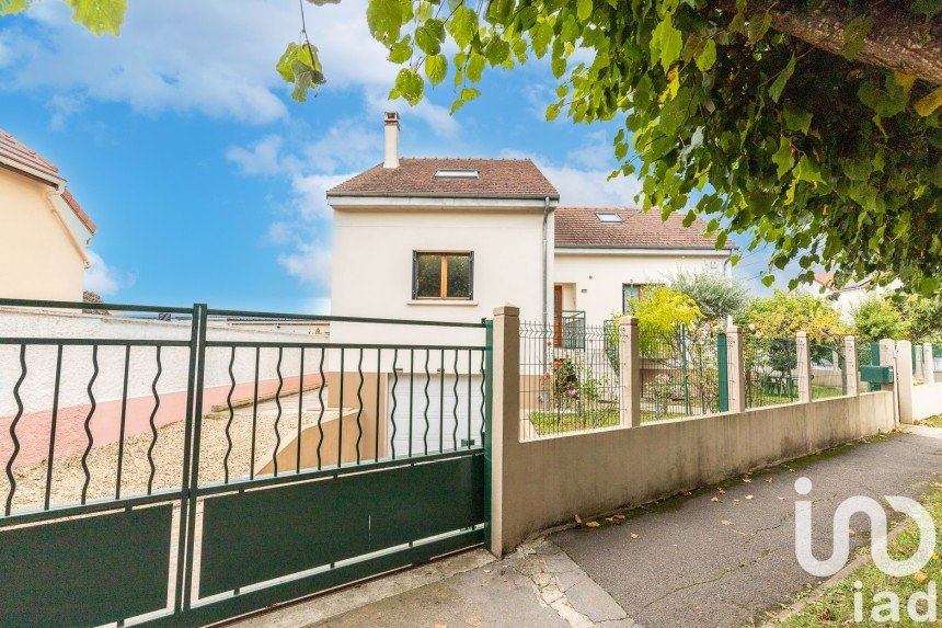 Maison traditionnelle 6 pièces de 150 m² à Athis-Mons (91200)