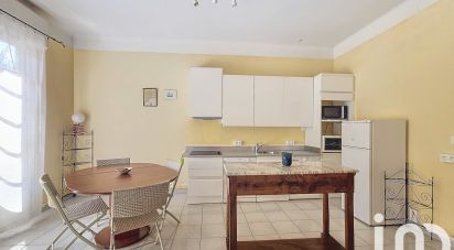 Appartement 3 pièces de 74 m² à Nice (06000)