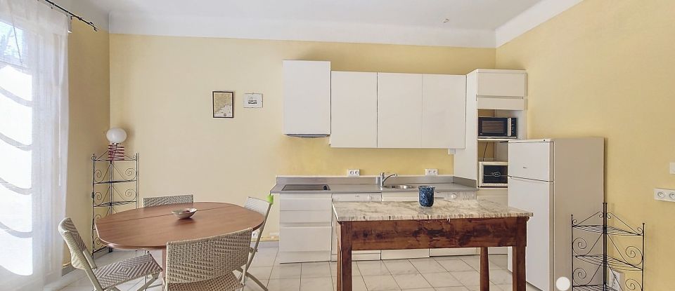 Appartement 3 pièces de 74 m² à Nice (06000)