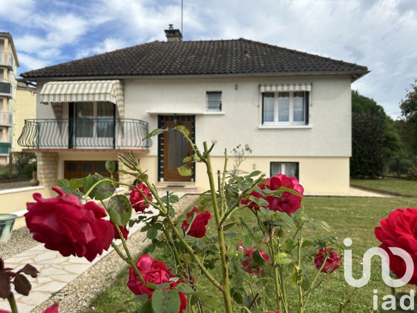 Maison 4 pièces de 91 m² à Villeneuve-sur-Yonne (89500)