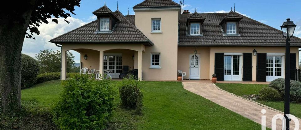 Maison traditionnelle 6 pièces de 199 m² à Saint-Pouange (10120)