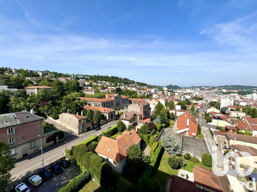 Appartement 5 pièces de 75 m² à Saint-Étienne (42100)