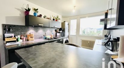 Appartement 5 pièces de 75 m² à Saint-Étienne (42100)