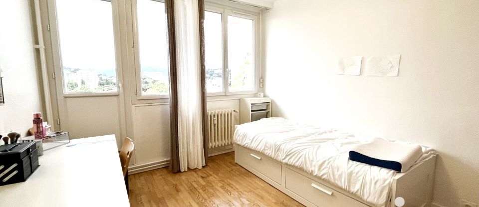 Appartement 5 pièces de 75 m² à Saint-Étienne (42100)