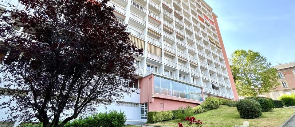 Appartement 5 pièces de 75 m² à Saint-Étienne (42100)