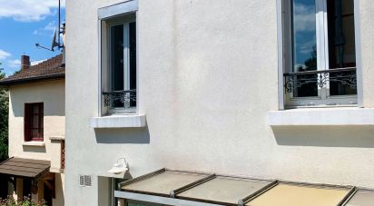 Town house 7 rooms of 176 m² in Romainville (93230)