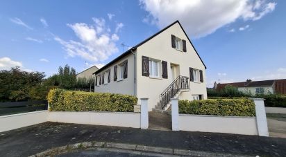 House 5 rooms of 92 m² in Sillé-le-Guillaume (72140)