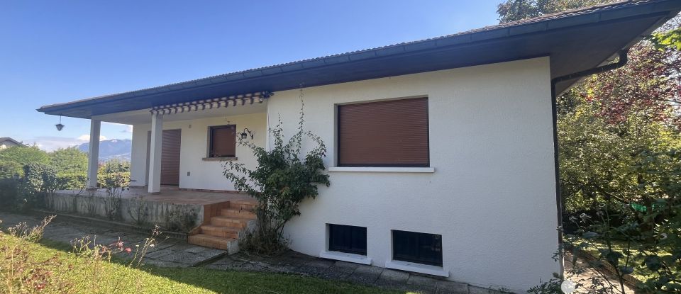 Maison traditionnelle 4 pièces de 95 m² à Chavanod (74650)