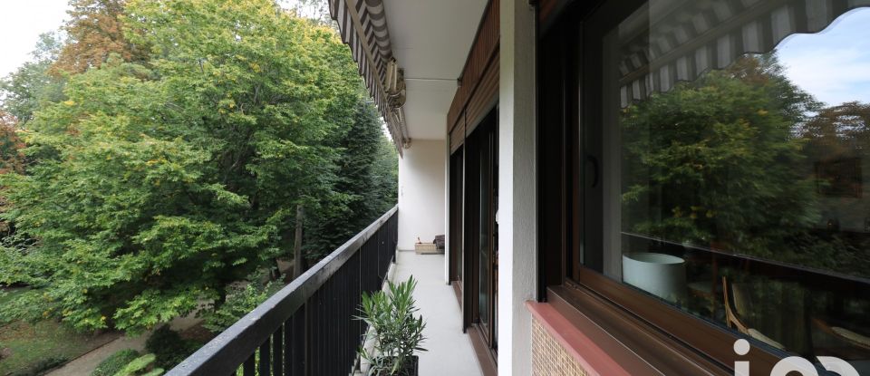 Apartment 4 rooms of 85 m² in Chilly-Mazarin (91380)