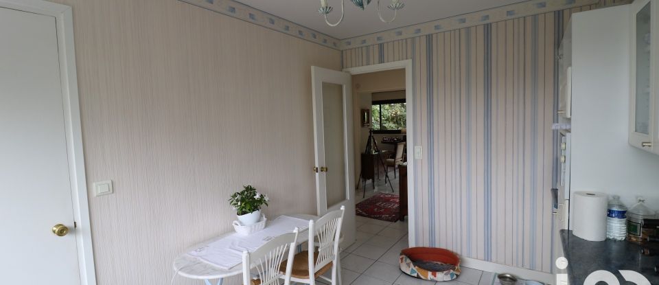 Apartment 4 rooms of 85 m² in Chilly-Mazarin (91380)