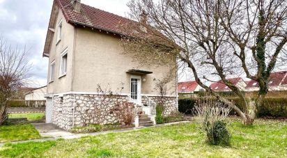 Maison 4 pièces de 90 m² à Fontenay-Trésigny (77610)