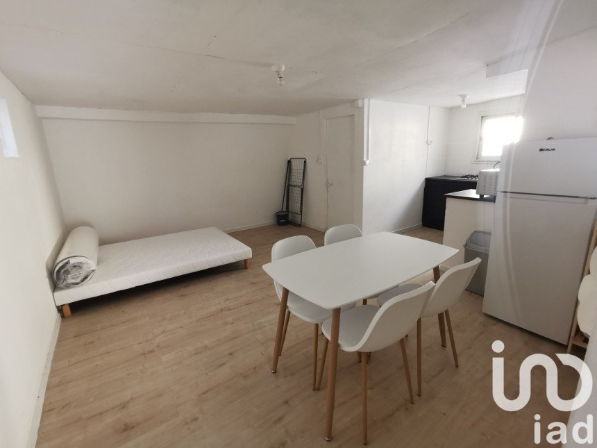 Immeuble de 183 m² à Saint-Pierre (97410)