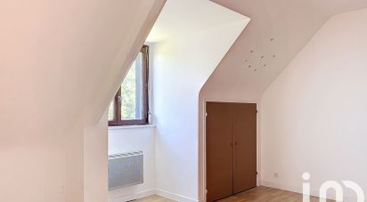 Maison traditionnelle 4 pièces de 100 m² à Pléneuf-Val-André (22370)