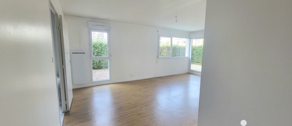 Apartment 4 rooms of 84 m² in Mordelles (35310)