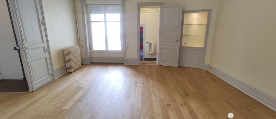 Appartement 6 pièces de 154 m² à Poitiers (86000)