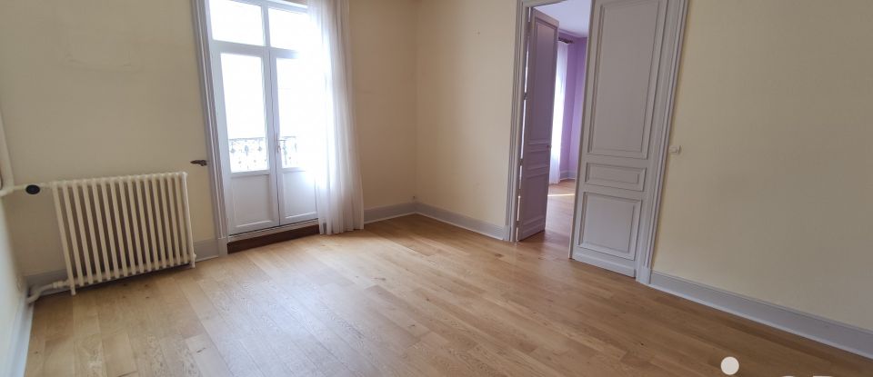 Appartement 6 pièces de 154 m² à Poitiers (86000)