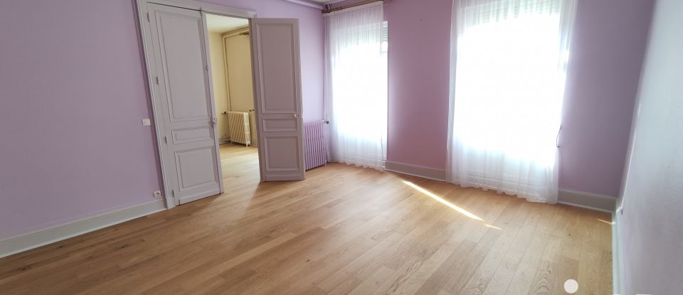 Appartement 6 pièces de 154 m² à Poitiers (86000)