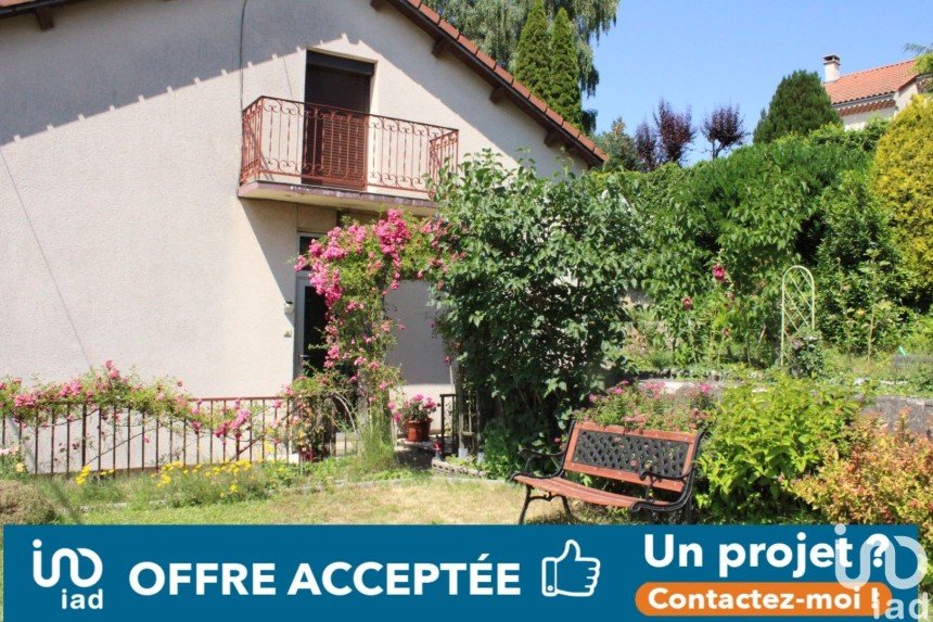 House 4 rooms of 76 m² in Langogne (48300)