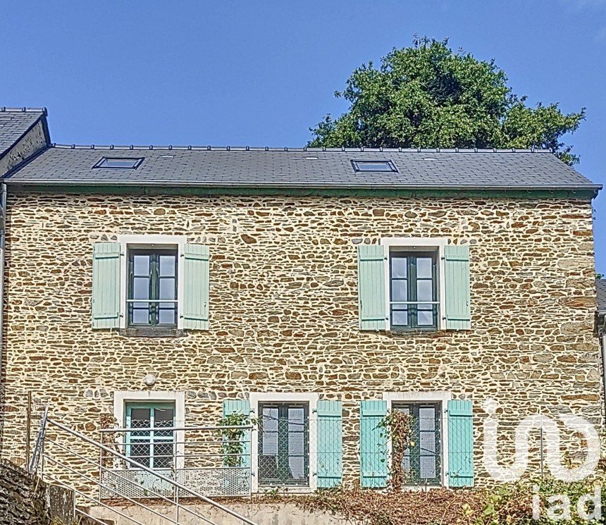 Duplex 3 rooms of 74 m² in Châteaubourg (35220)