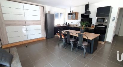 Maison 3 pièces de 73 m² à Thézan-des-Corbières (11200)