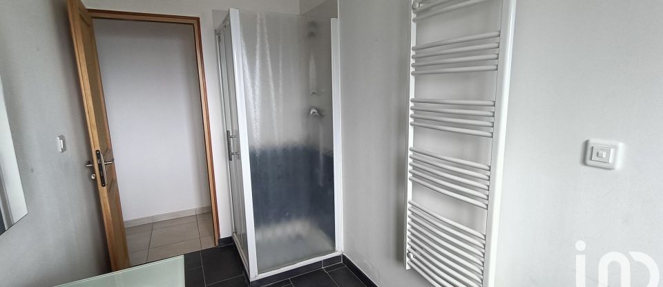 Maison 5 pièces de 92 m² à Nueil-les-Aubiers (79250)