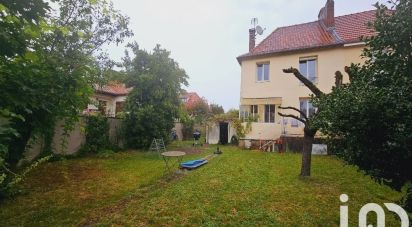 Traditional house 5 rooms of 110 m² in Créteil (94000)