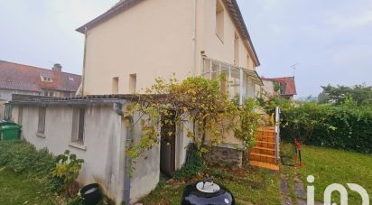 Traditional house 5 rooms of 110 m² in Créteil (94000)