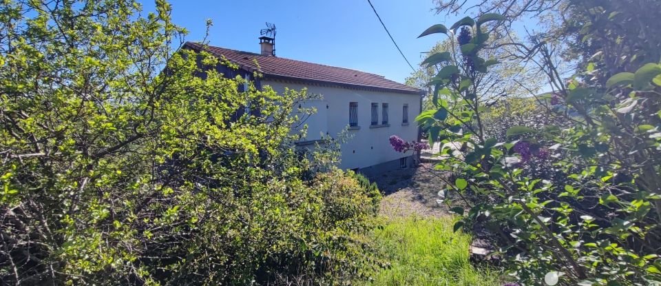 Traditional house 5 rooms of 132 m² in Lachapelle-sous-Aubenas (07200)