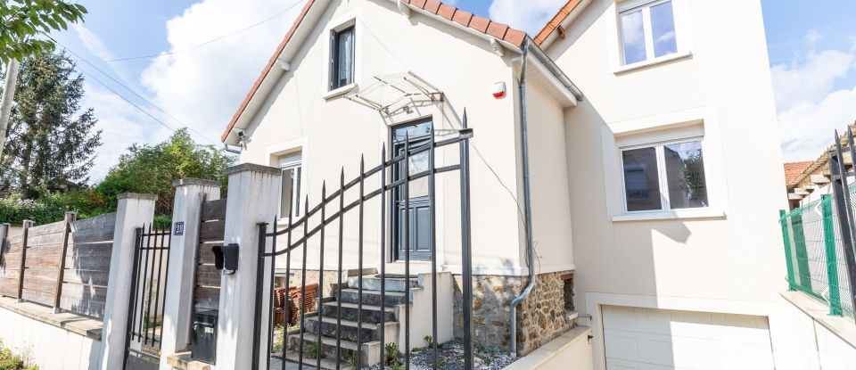 Maison traditionnelle 6 pièces de 120 m² à Viry-Châtillon (91170)