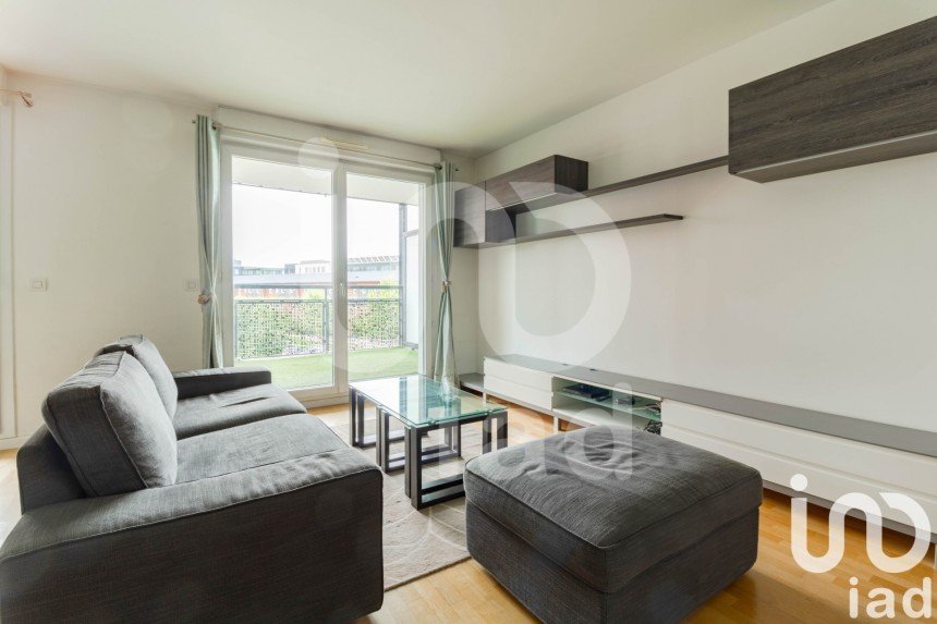 Apartment 3 rooms of 71 m² in Issy-les-Moulineaux (92130)