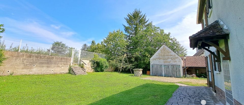 Maison de campagne 7 pièces de 136 m² à Venizy (89210)