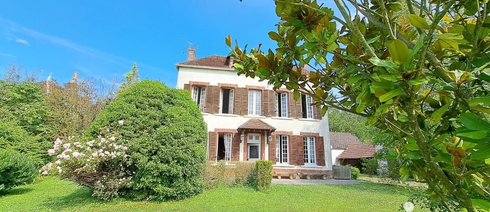 Maison de campagne 7 pièces de 136 m² à Venizy (89210)