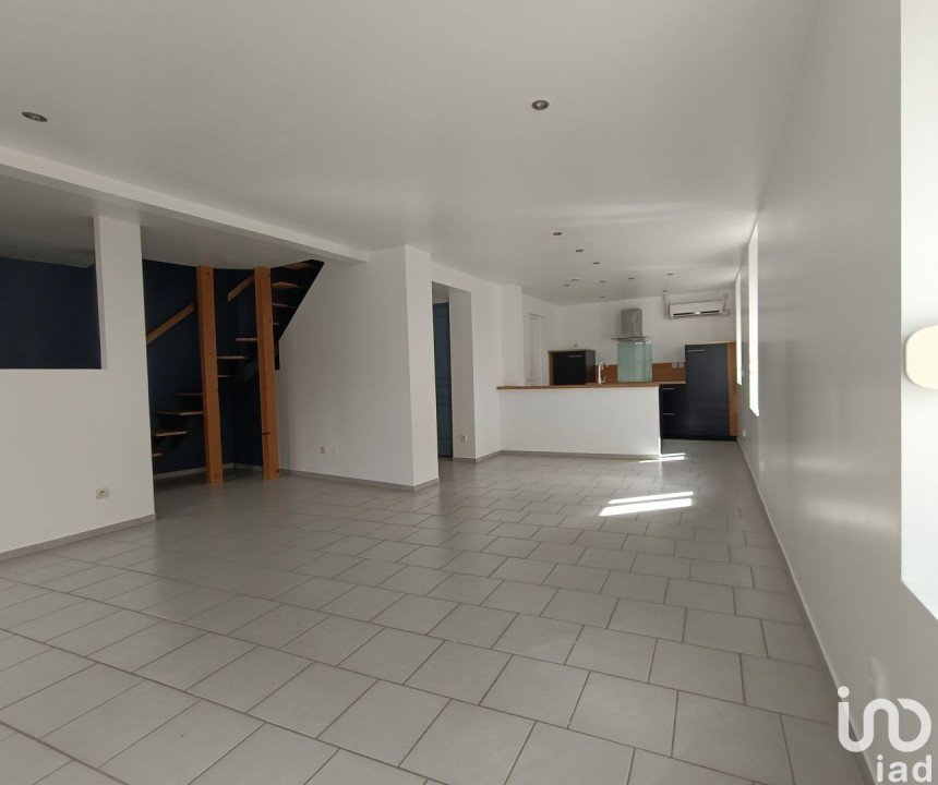 Maison 4 pièces de 85 m² à Verdun-sur-Garonne (82600)