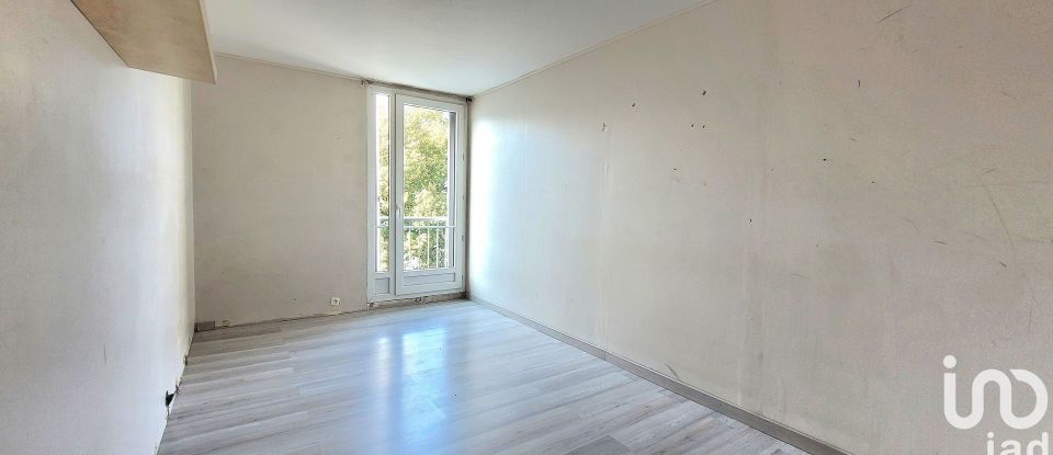 Apartment 3 rooms of 75 m² in Beauvais (60000)